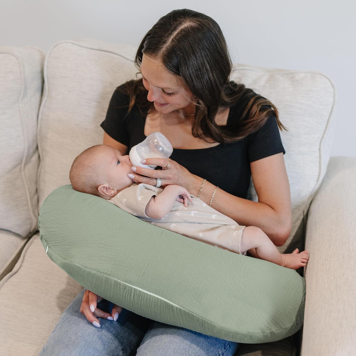 غطاء وسادة الرضاعة (قطعتان) من - مراجعة Nursing Pillow Breastfeeding وسعره
